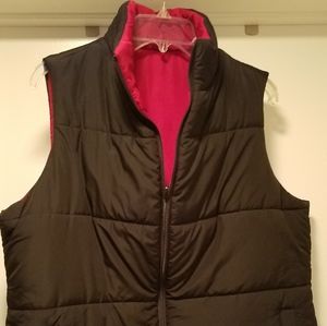 Black and red reversible vest
